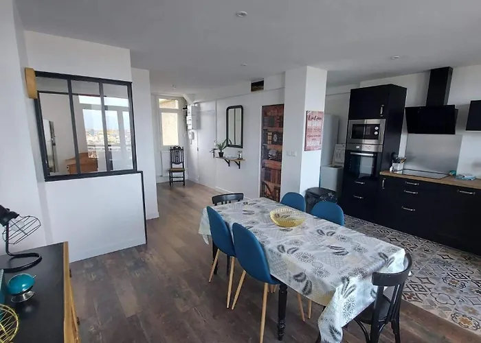 Le Folkestone Apartment *